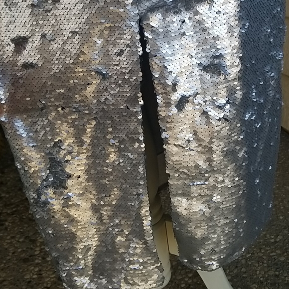 Lulu's No Signs Silver Sequin Midi Dress NWT - Picture 8 of 9